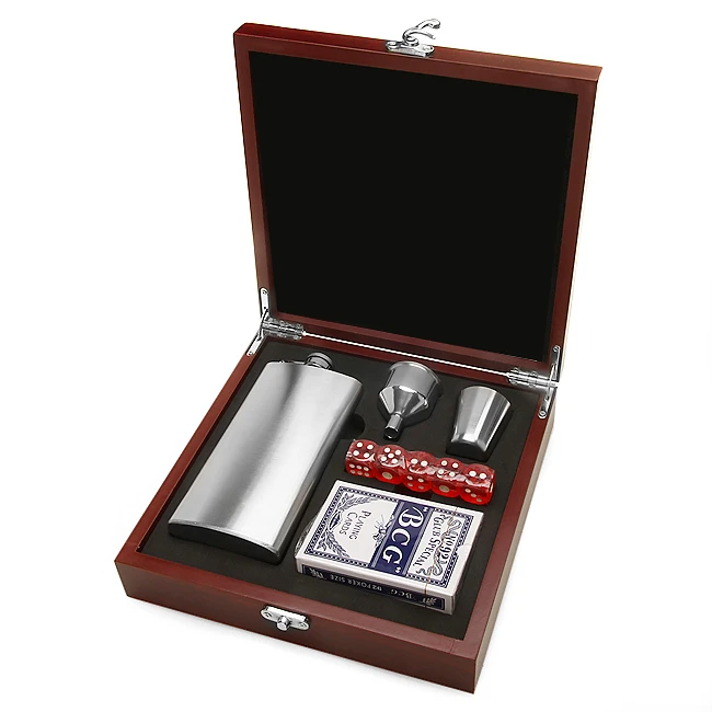 Firefighter S Engraved Flask & Gaming Set 2 Firefighter S Engraved Flask & Gaming Set - Image 2